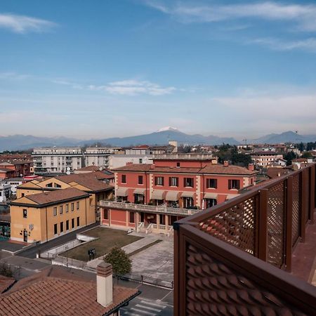 K Modern Hotel Peschiera del Garda Buitenkant foto